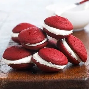 Red velvet whoopie pie|michelle hiramotoさん