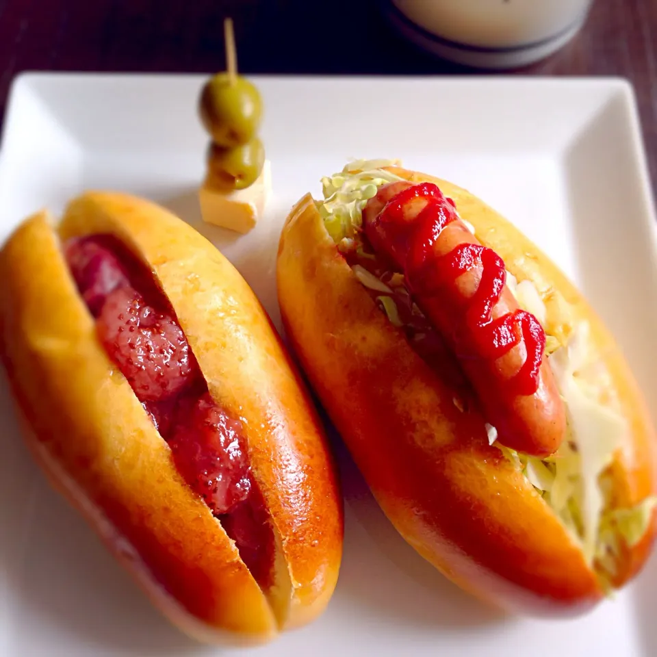 Snapdishの料理写真:焼きたてコッペパンサンドでお昼ご飯♪|カナ☆デップさん