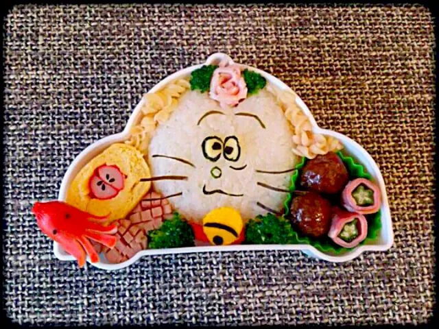 サザエさん　😽たま弁当🍱|patatipatataさん