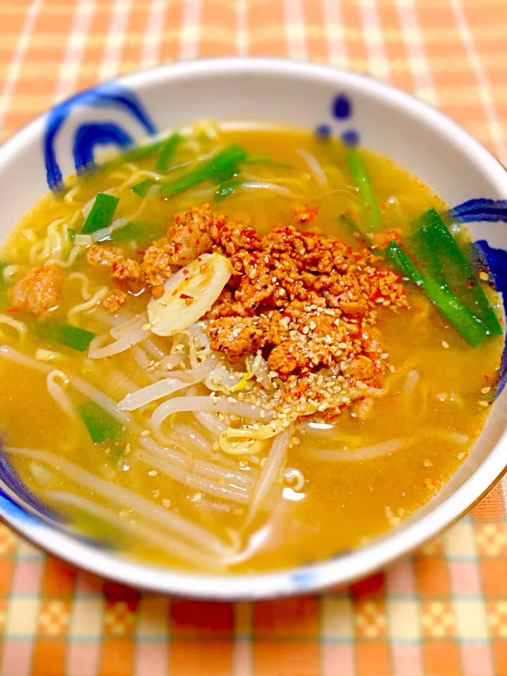 マルちゃん正麺 de ピリ辛味噌ラーメン ♪|Natsuneiさん