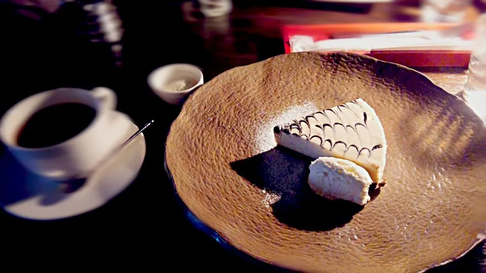 胡麻レアチーズケーキ|Yoshio  Yasumotoさん