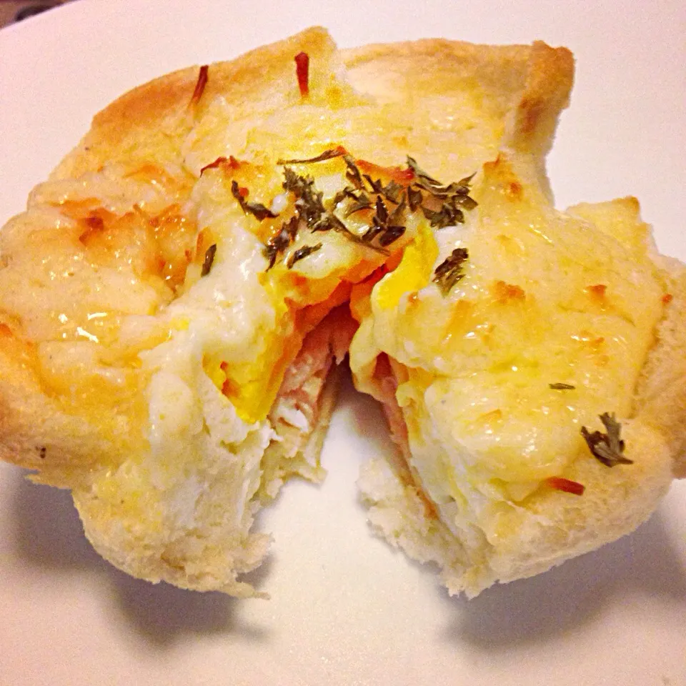 Snapdishの料理写真:Another attempt at a quick croque madame|Yi Ning Limさん