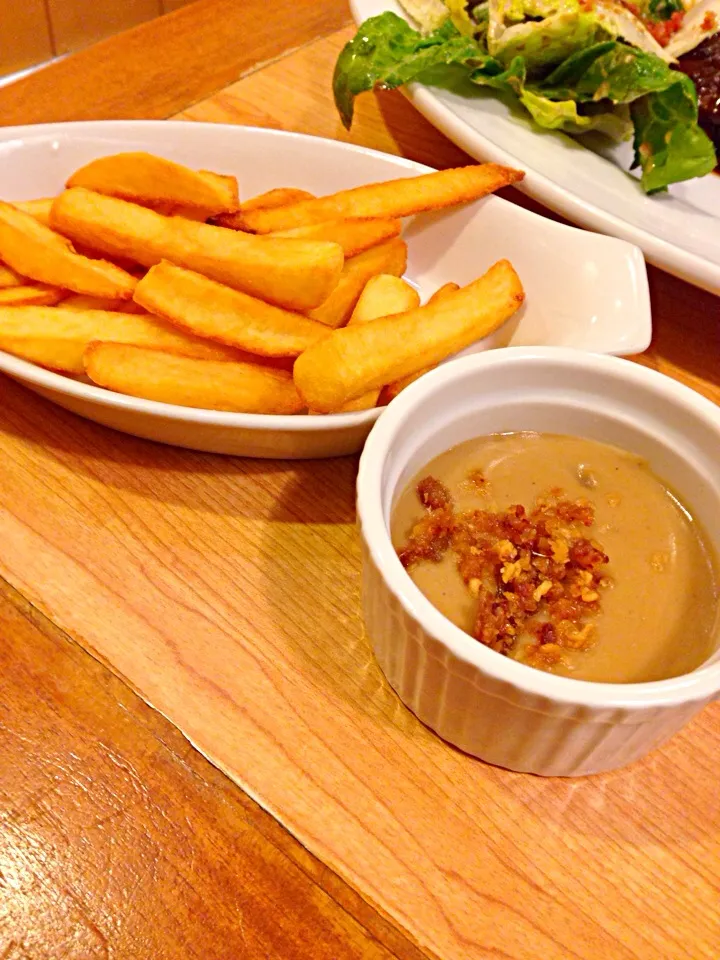 Gravy Fries!|iamfem05さん