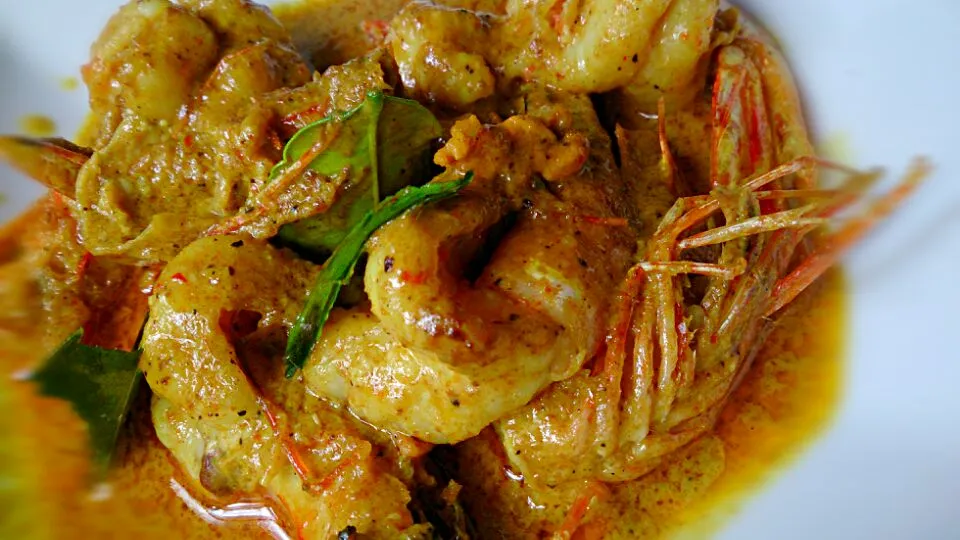 Shrimp with coconut milk curry|sue szeさん