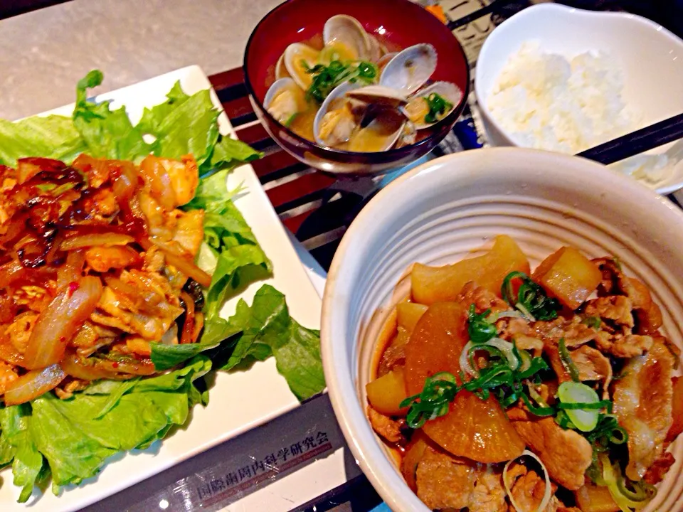 豚キムチ✳︎大根の煮物✳︎あさりの味噌汁|sakiさん