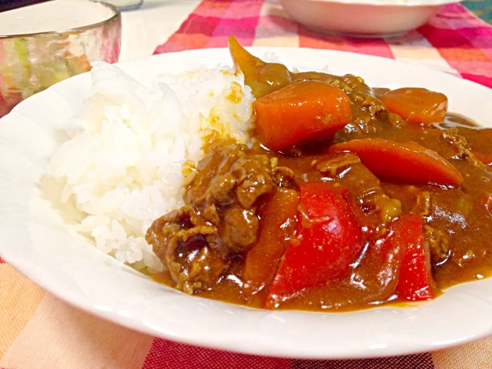 パプリカごろごろカレーライス|ひかるんさん