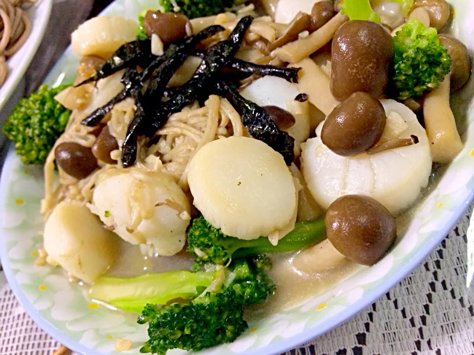 Mushrooms, broccoli & scallops|prissyさん