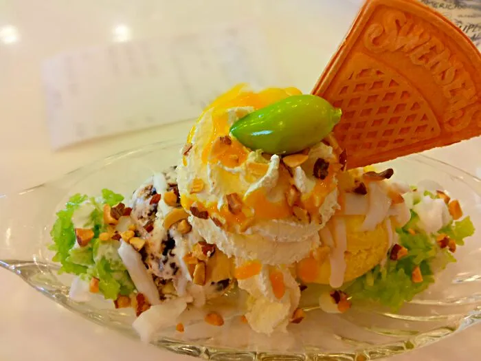 ice cream mango swensen🍨|cherryさん