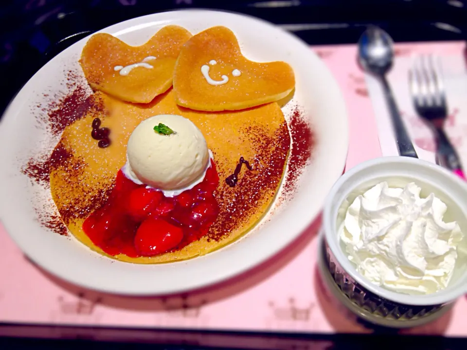 AKBカフェのパンケーキ(･ิω･ิ)ひぇ|あやみちさん