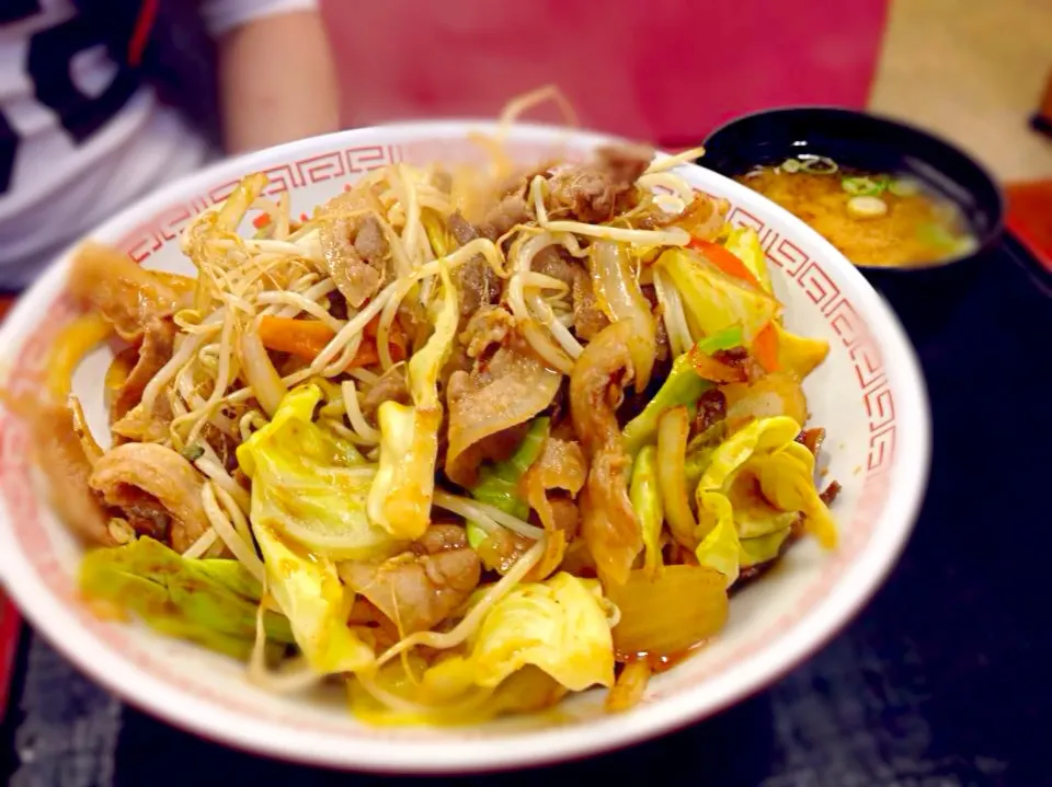 Snapdishの料理写真:ひばり食堂 しし肉丼|あゆさん