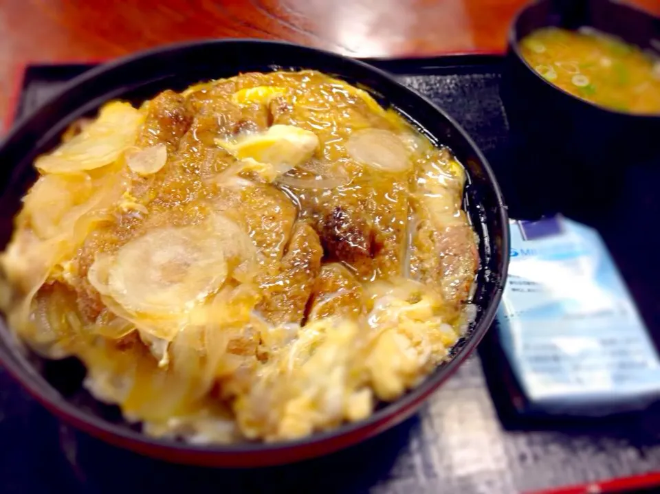 Snapdishの料理写真:ひばり食堂 カツ丼|あゆさん