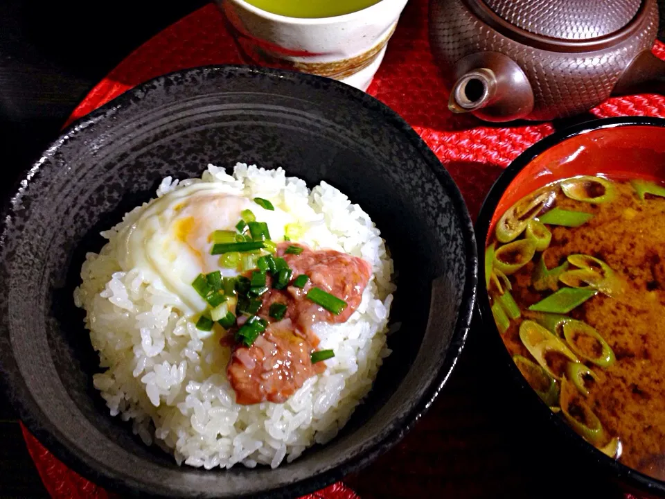 Snapdishの料理写真:〆のご飯！温泉卵の酒盗あえ|あつしさん