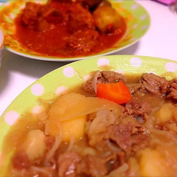 肉じゃが＆芽キャベツとミニハンバーグのトマト煮込み|るんるんさん