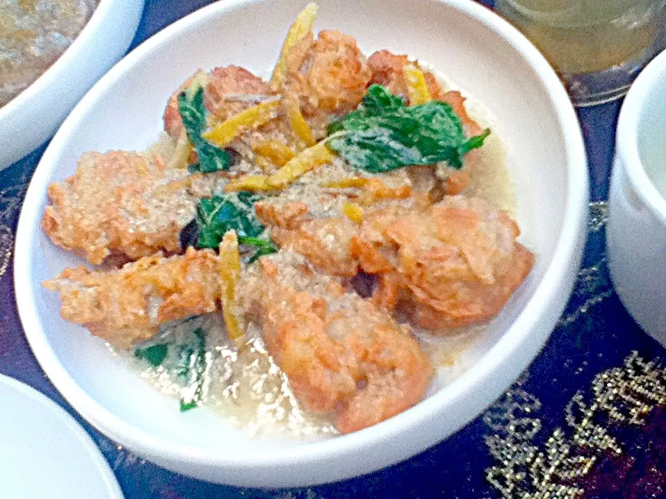 Basil and vege nuggets in coco milk|Food Tripさん