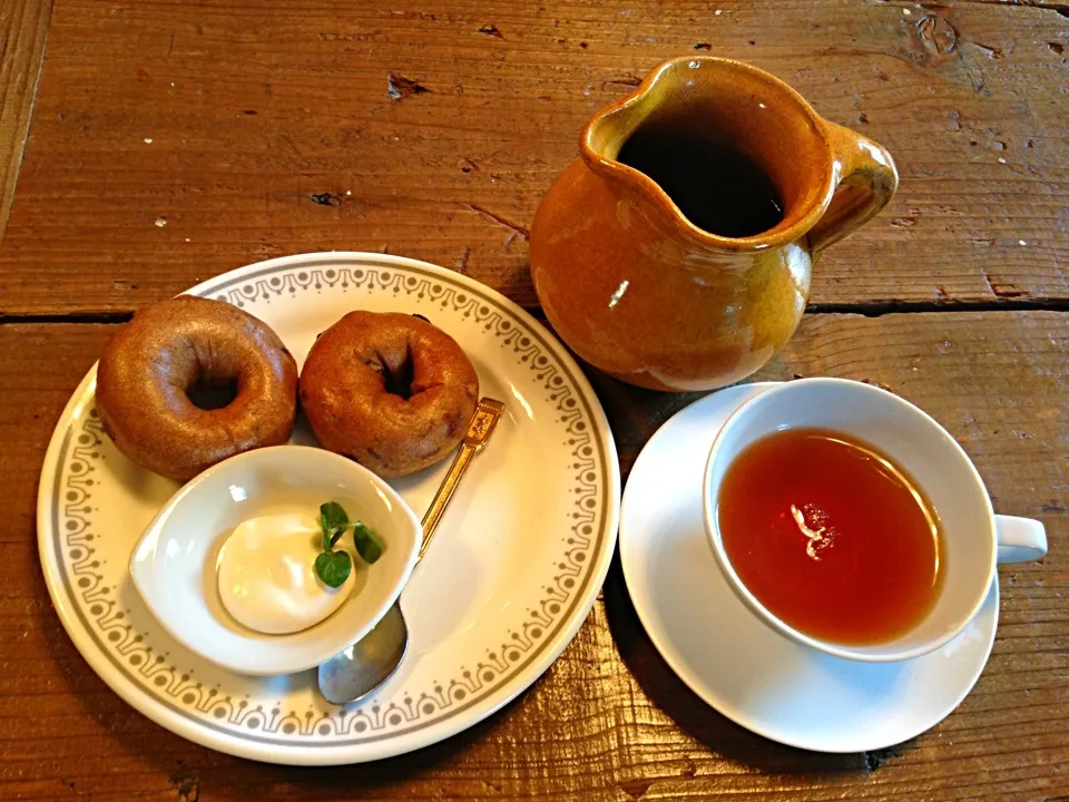 ミニベーグル🍞 と 紅茶 のセット @ボタニカ|こいちさん