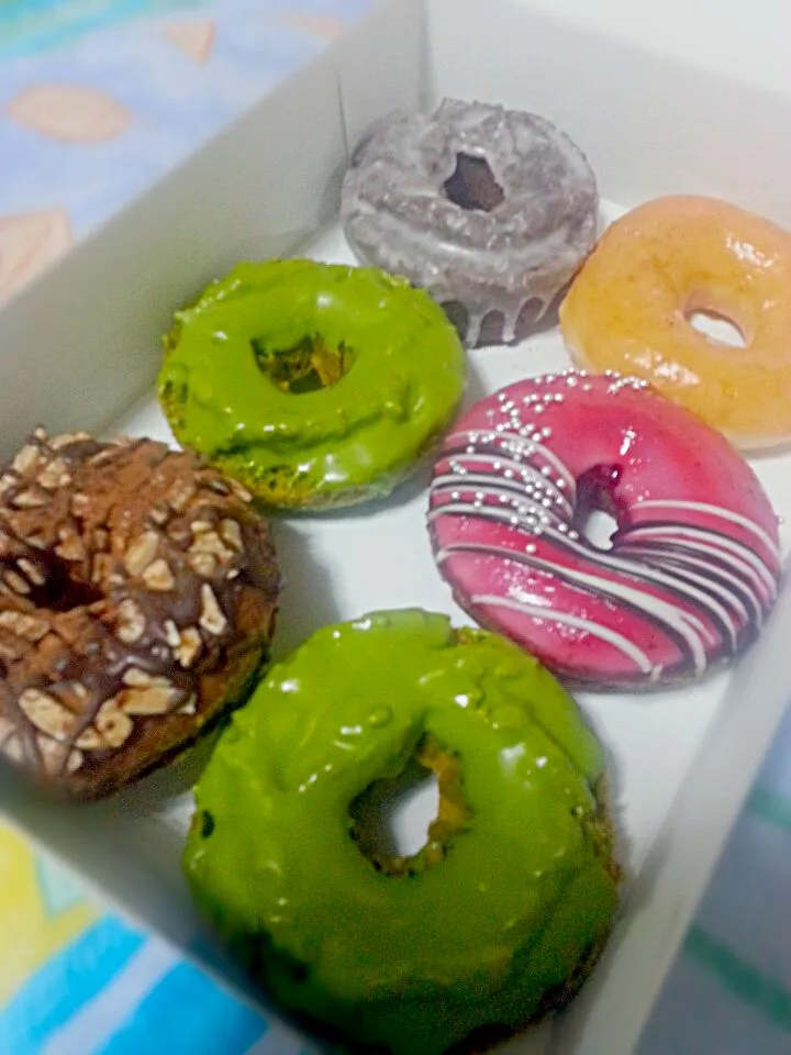 Krispy Kreme ♥|Cristle Diala La Rosaさん