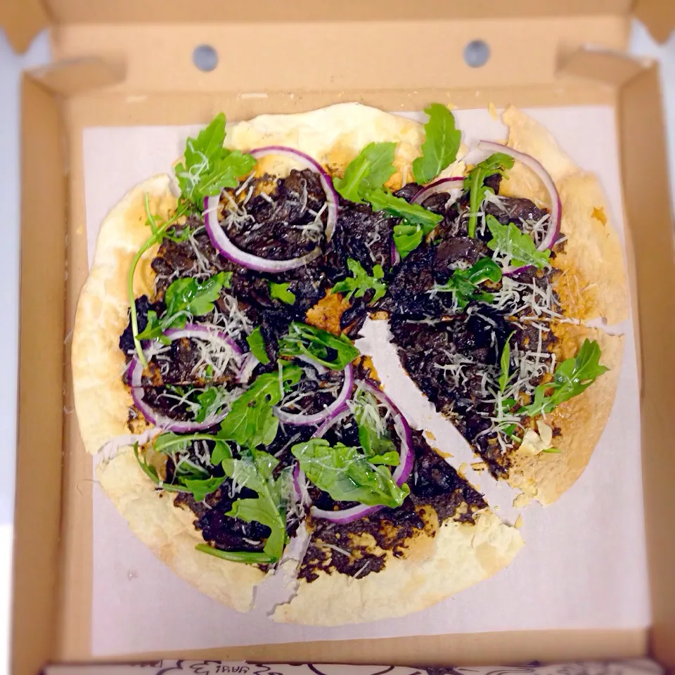 Truffled mushroom pizza|해리さん