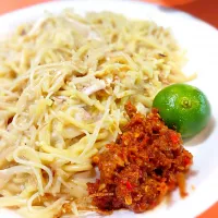 Fried Hokkien prawn noodles@ABC food centre