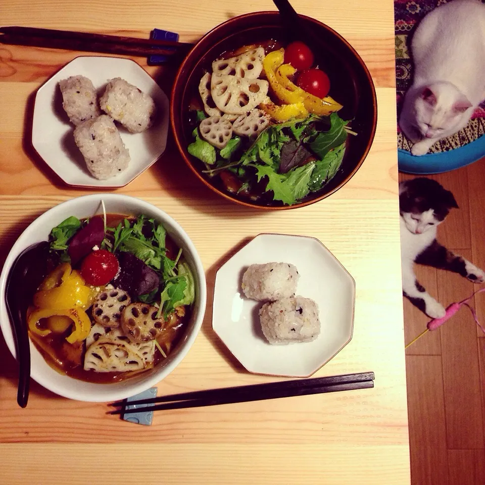 Snapdishの料理写真:豚肉と野菜いっぱいカレーうどん。|naouさん