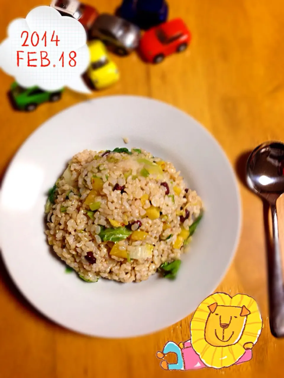 Snapdishの料理写真:レタス炒飯。小豆玄米で。It is lettuce fried rice with adzuki bean unpolished rice|Misuzu(@misumisu0722 )さん