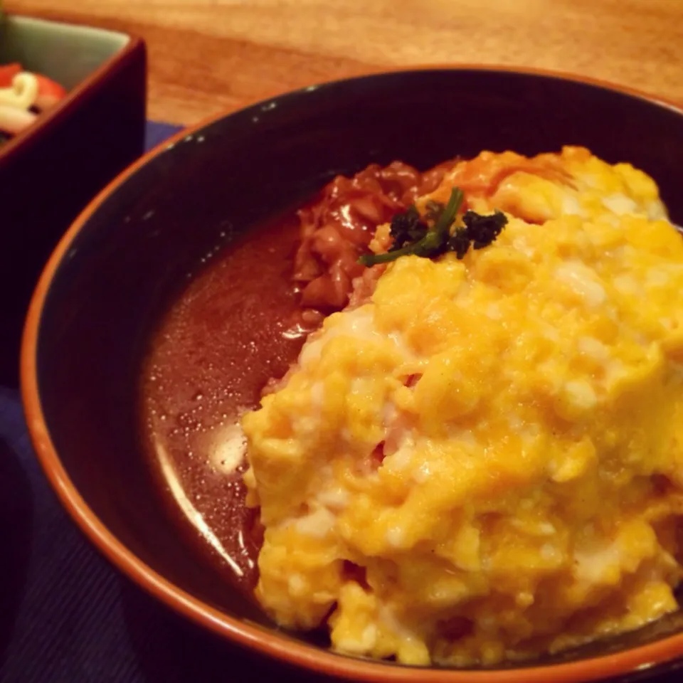 Snapdishの料理写真:Beef Stew Rice Omelet|haruseaさん