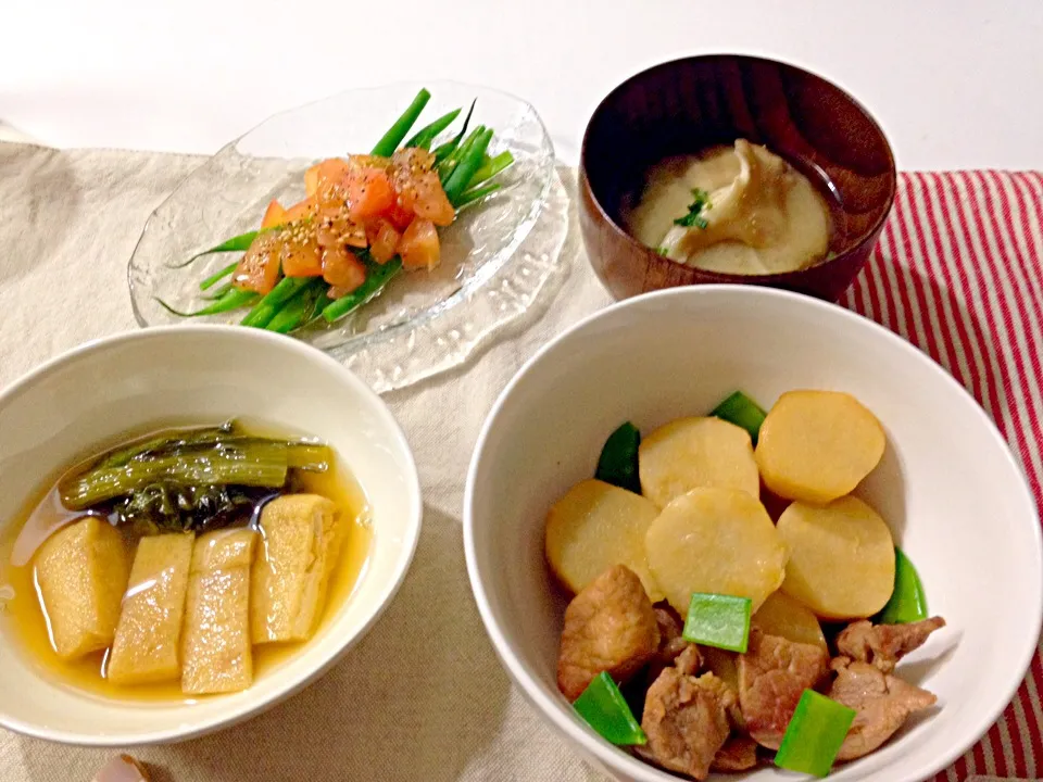 里芋と豚肉の味噌バター煮・いんげんとトマトのサラダ・舞茸と玉ねぎのお味噌汁|Accaさん