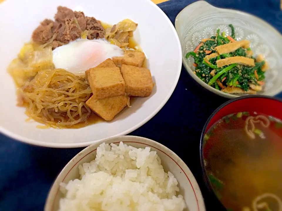 今夜の夕飯は肉豆腐とほうれん草の胡麻和え、、、和食作るのは苦手ょ💦|りつ(*≧艸≦)さん