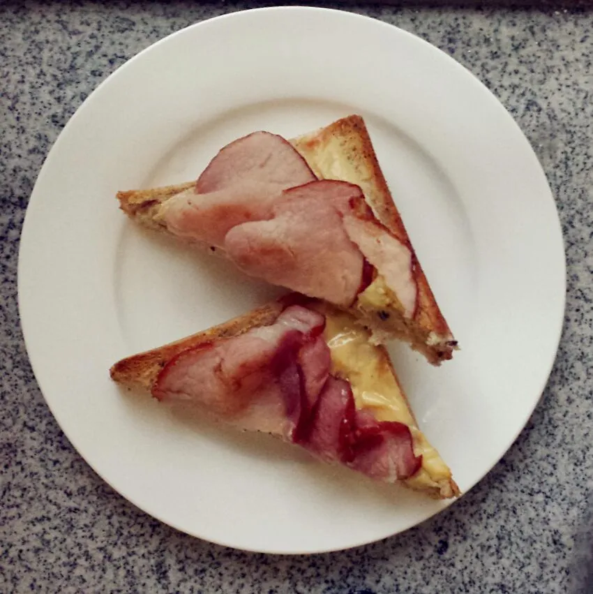 Smoked ham and cheese toast|Joyceさん