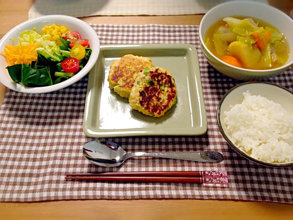 Snapdishの料理写真:枝豆と豆腐と鶏ミンチでつくね。|あすみさん