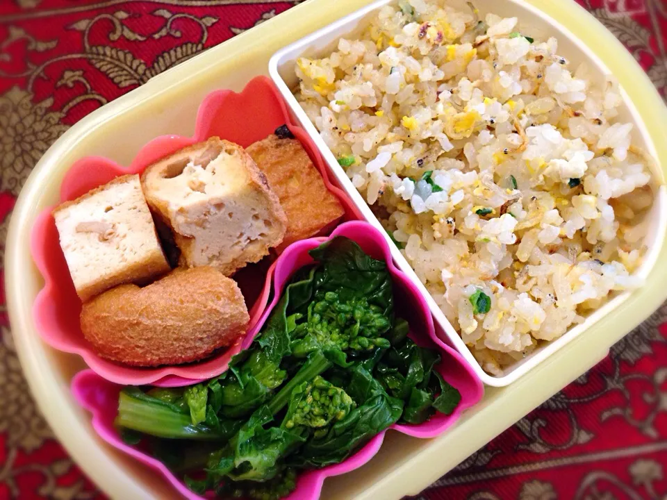 玉子とちりめんじゃこのチャーハンとキノコがんも弁当|もえさん