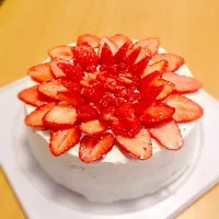 Snapdishの料理写真:イチゴデコレーションケーキ|としえさん