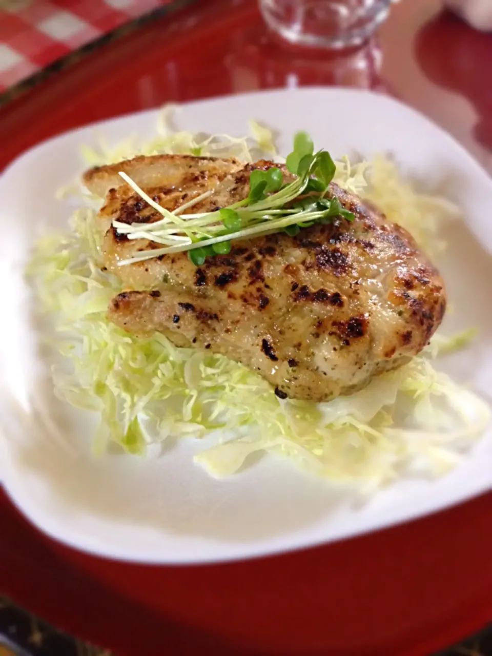 鶏胸肉香草焼きしてます。|初味さん