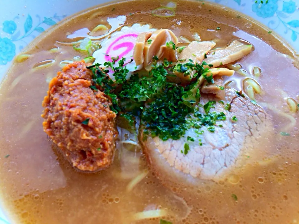 今日の社食は辛味噌ラーメン。440円。辛い！！|ルーア・ブランカさん