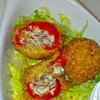 Snapdishの料理写真:boursin and sausage stuffed panko cherry pepper pepper poppers|matt hatchewさん