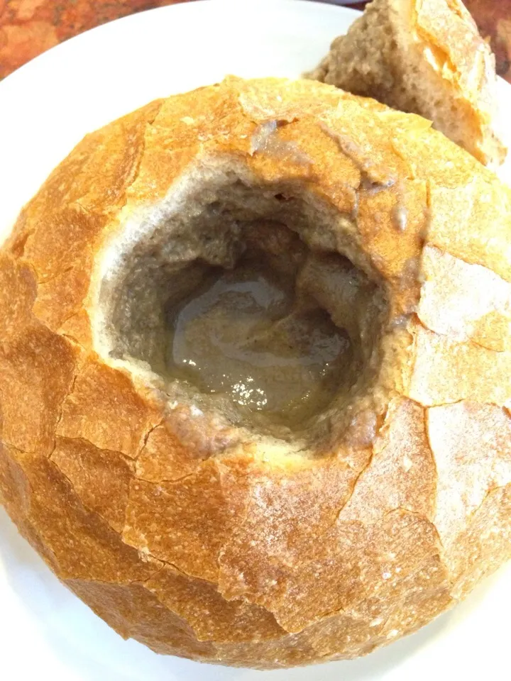 FDL's mushroom soup in a bread bowl|SJさん