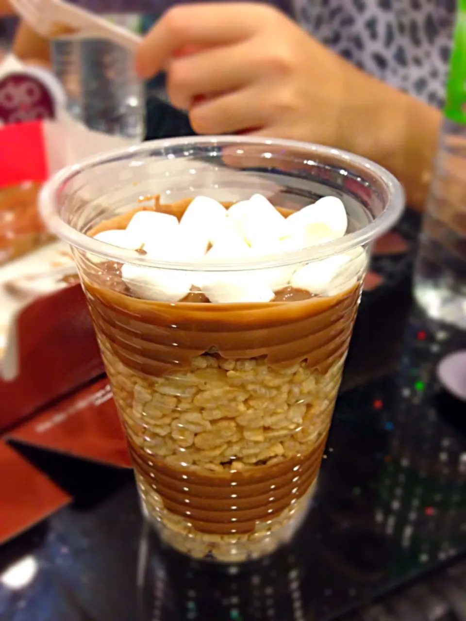 Dip n dip. Chocolate, bubble rice and marshmallow|SJさん