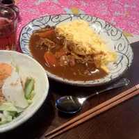 きのこﾀｯﾌﾟﾘなカレーにタマゴをトッピング♪|あゆみさん