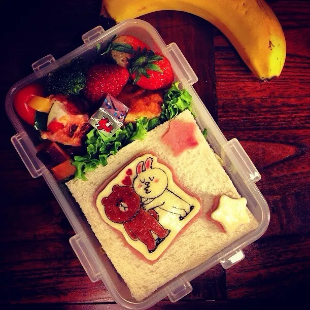 Brown & Cony ♥️ Sandwiches Lunch Box.|Yuka Nakataさん