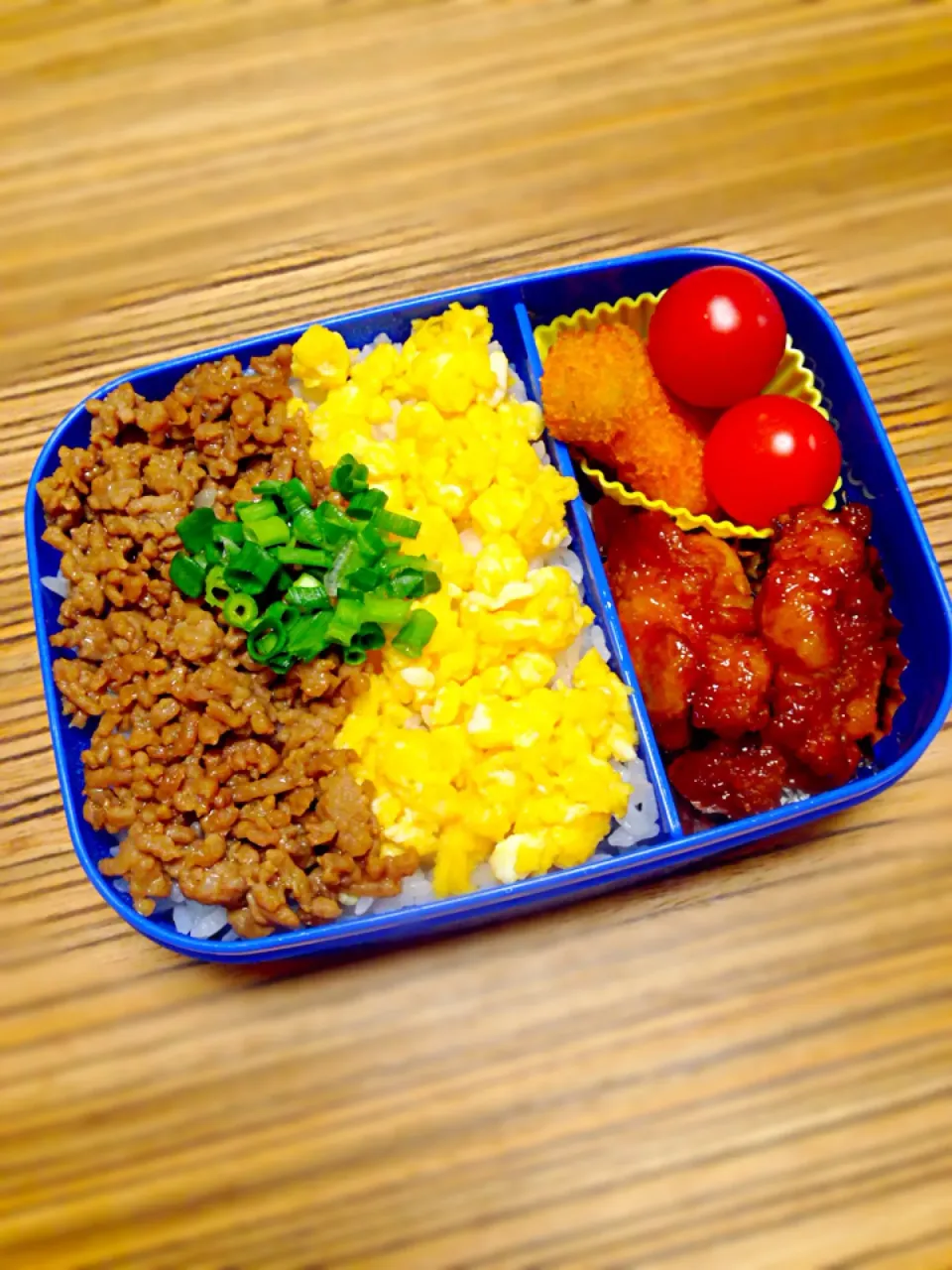 ♡旦那さんお弁当、そぼろ丼♡|あゆみさん