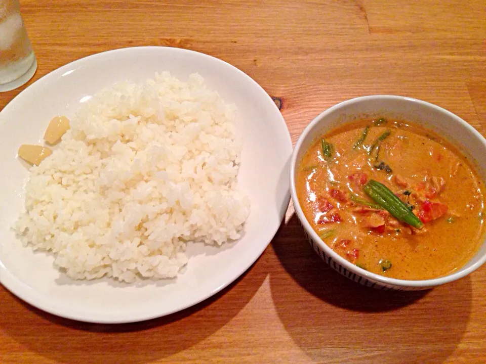 ツナとトマトとほうれん草のタイカレー|カリー仙人さん