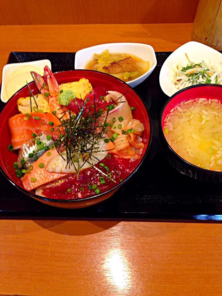 海鮮丼定食|中華蕎麦 銀時さん