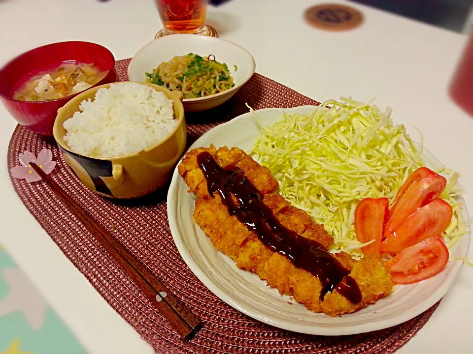 Snapdishの料理写真:❀✿100投稿目❀✿
とくに意識せずなんたこたない味噌カツ(*¯︶¯*) ﻌﻌﻌﻌ εïз|MAAさん