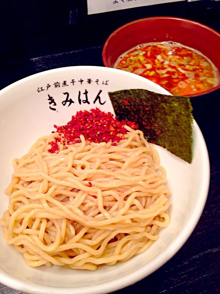 Snapdishの料理写真:粗挽き鰹ふりかけの辛つけ麺 並に味玉|中華蕎麦 銀時さん