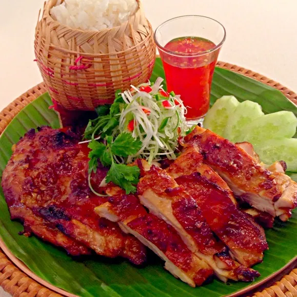 ข้าวเหนียวไก่ย่าง(Thai sticky rice & Grilled chicken thai style)|Pakamasさん