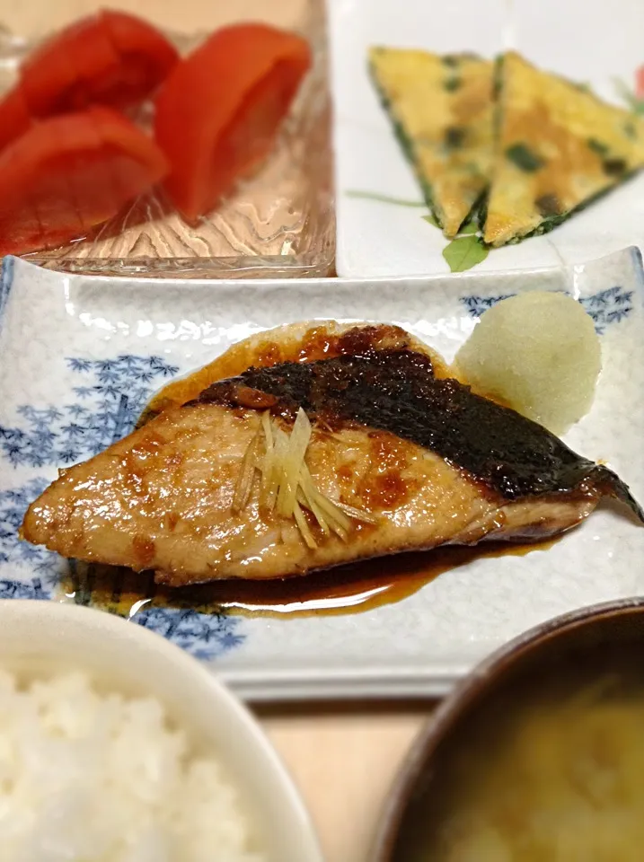 朝食のような夕食🌙|ネシアごはんさん