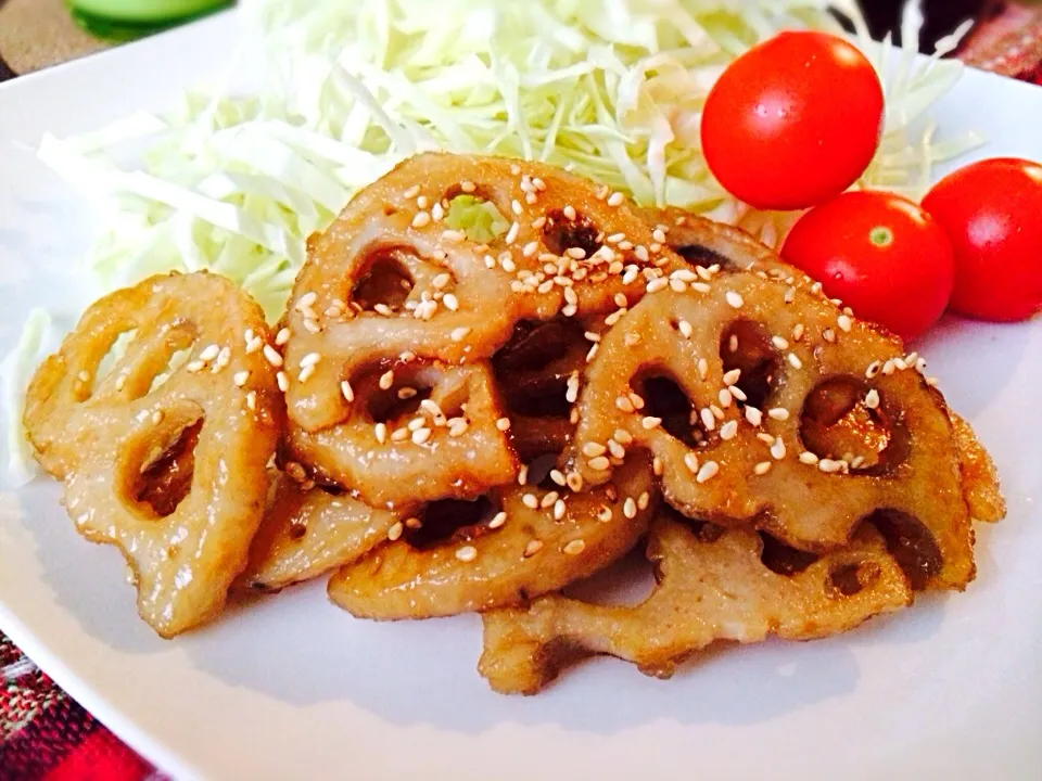 ともさんの料理 薩摩芋と蓮根のデパ地下風|ぽこさん