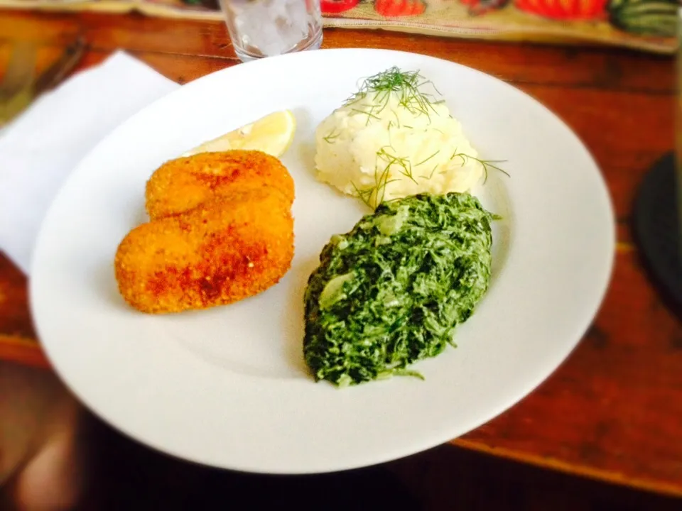 Snapdishの料理写真:Homemade Chicken Kiev, Creamed Spinach and Mashed Potato|Samantha Jane Russoさん