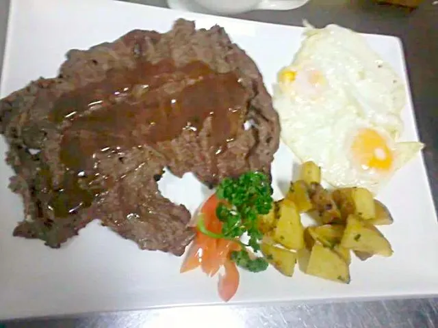 Breakfast Steak|Dan Alfred Garcia Madriagaさん