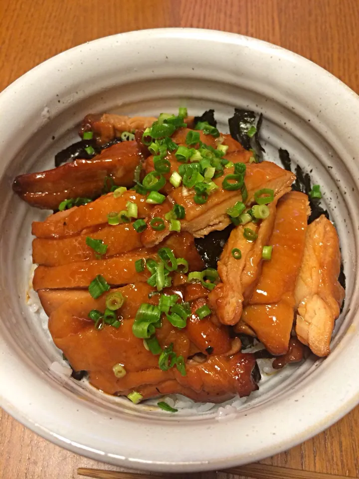 鳥の照り焼き丼|プラムてつ。さん