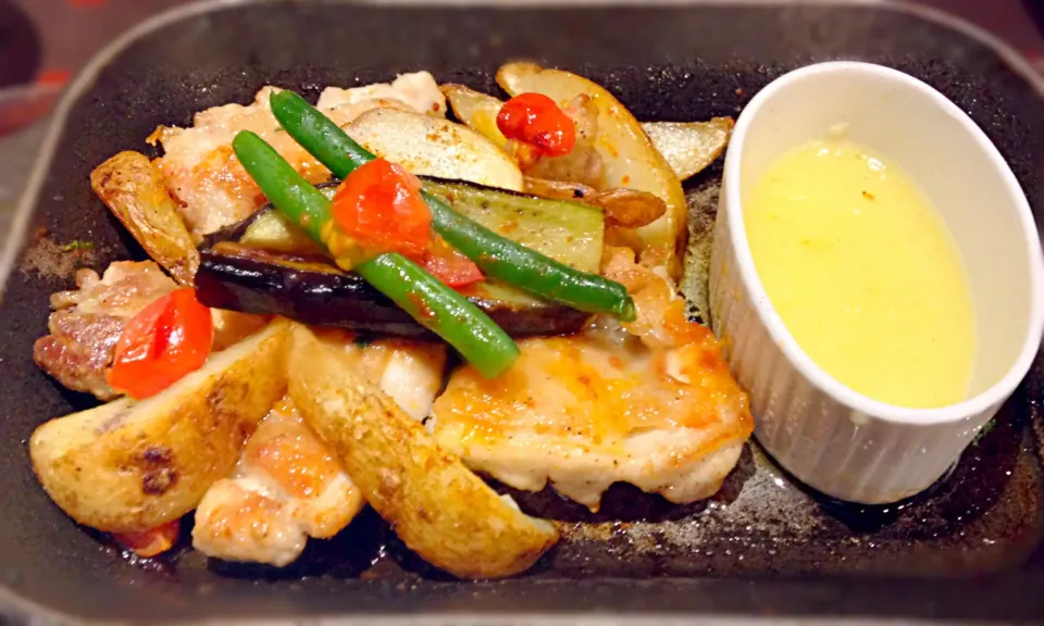 Snapdishの料理写真:Grilled Chicken with Vegetables|Liezlさん